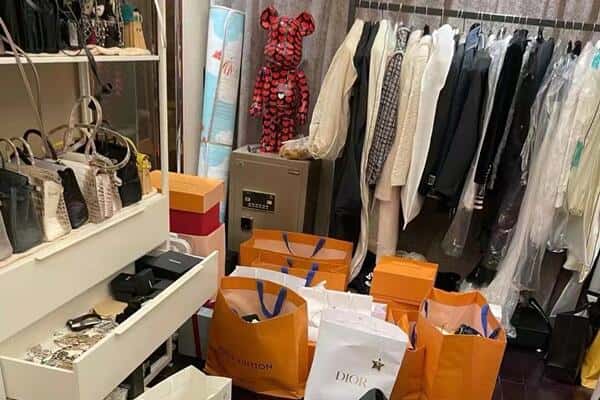 泰兴市回收一线品牌衣服